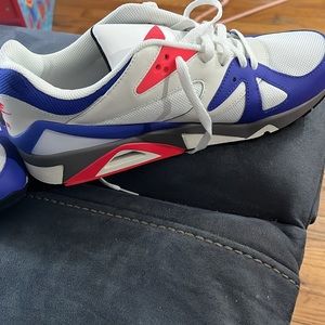 Never worn Resale - Nike Air Structure
